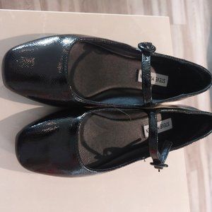 Steve Madden Ballet flat size 7